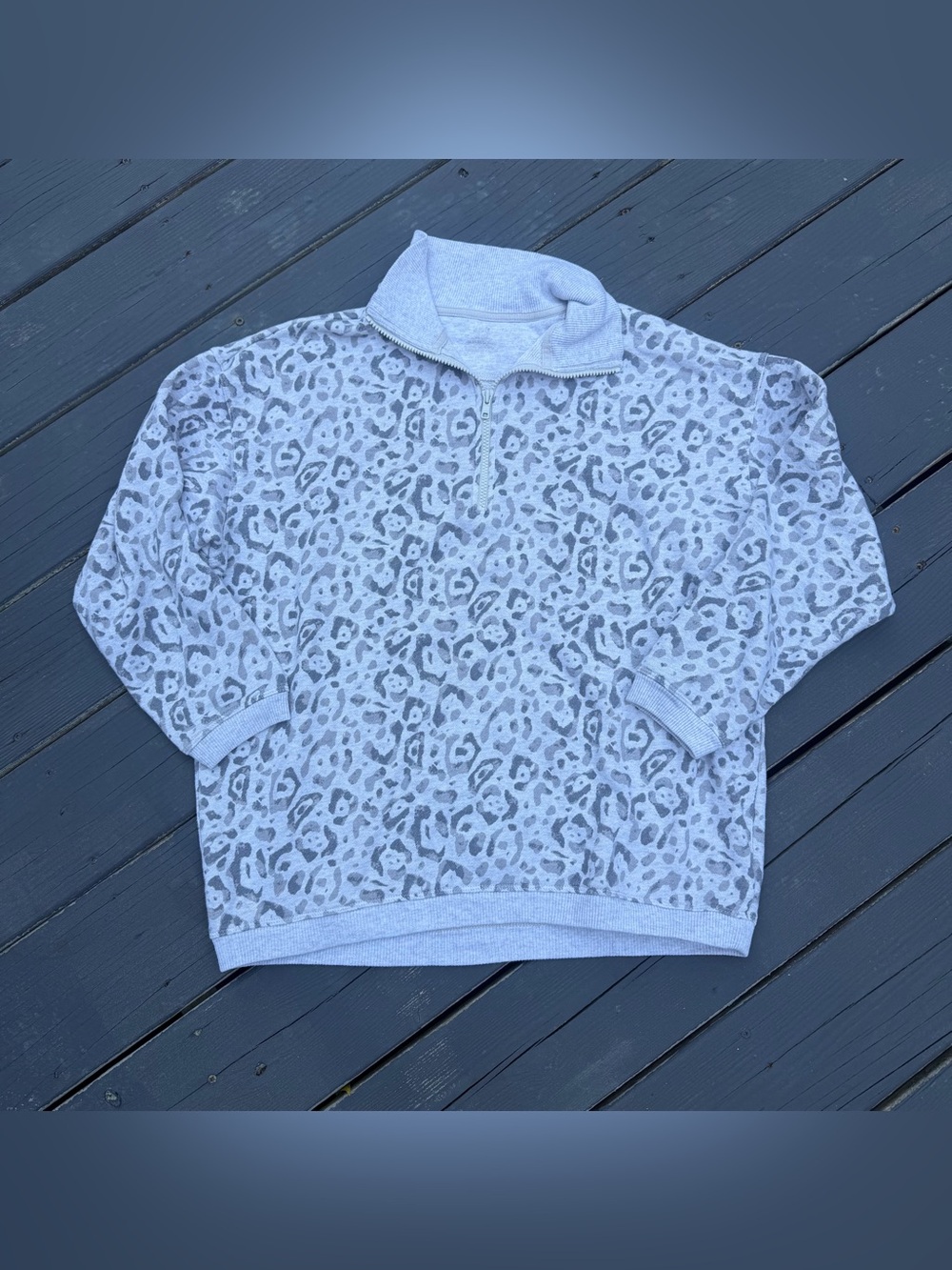 Aerie sweatshirt